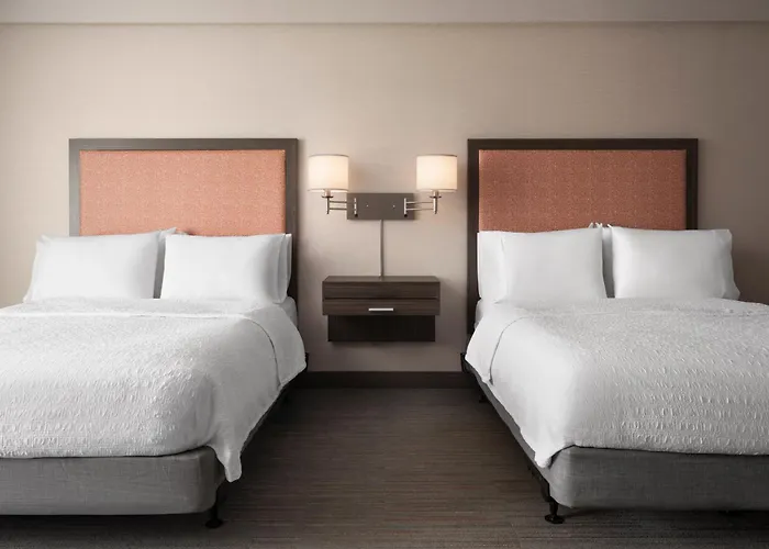 Hampton Inn & Suites Yonkers Westchester