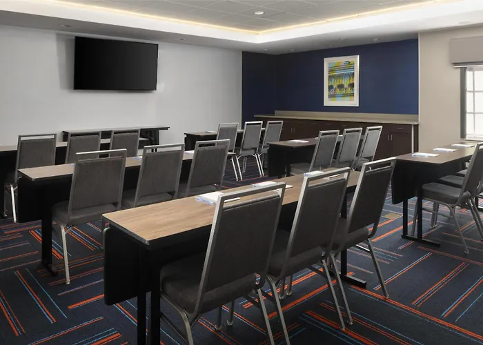 Hampton Inn & Suites Yonkers Westchester