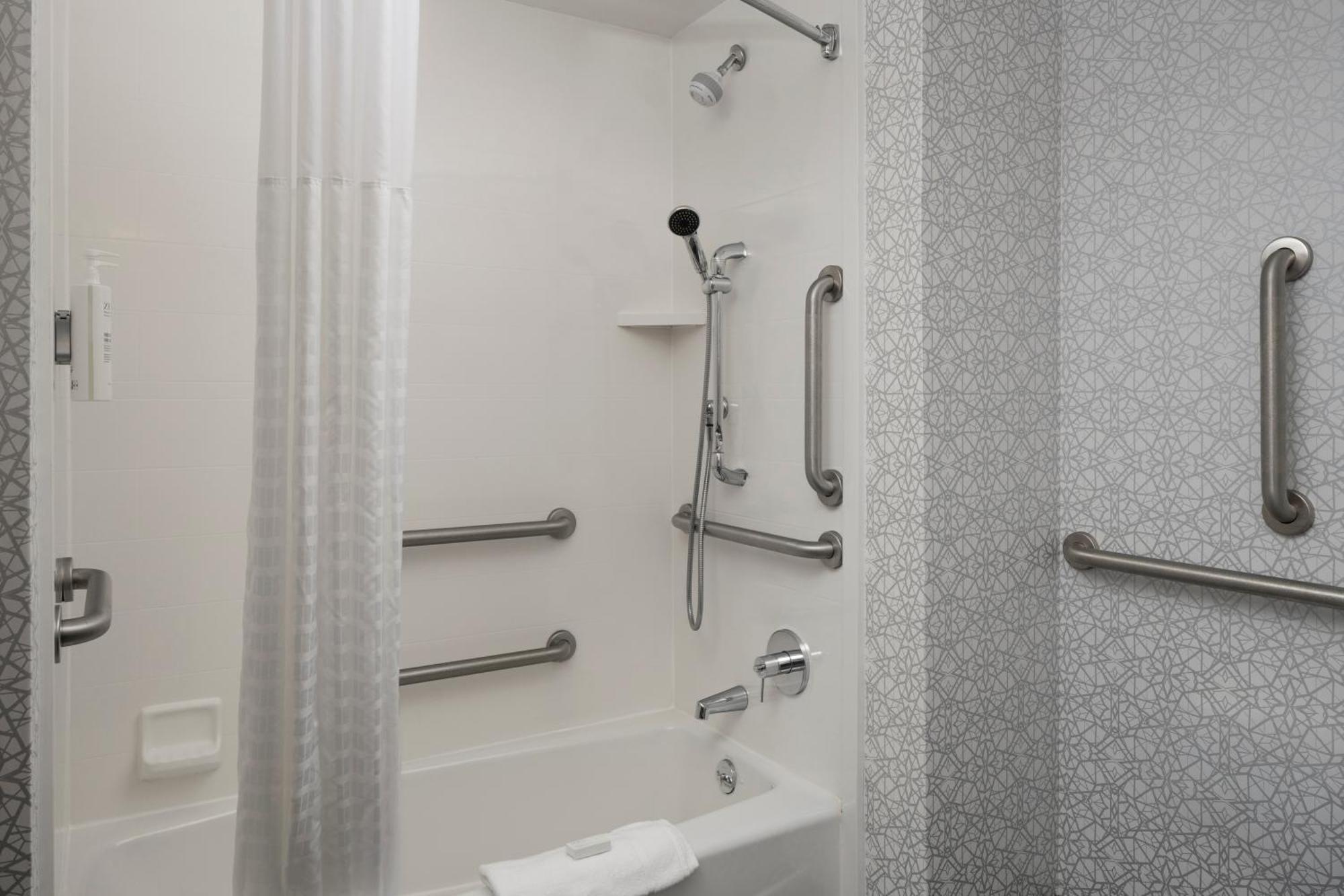 Hampton & - Westchester Hotel Yonkers