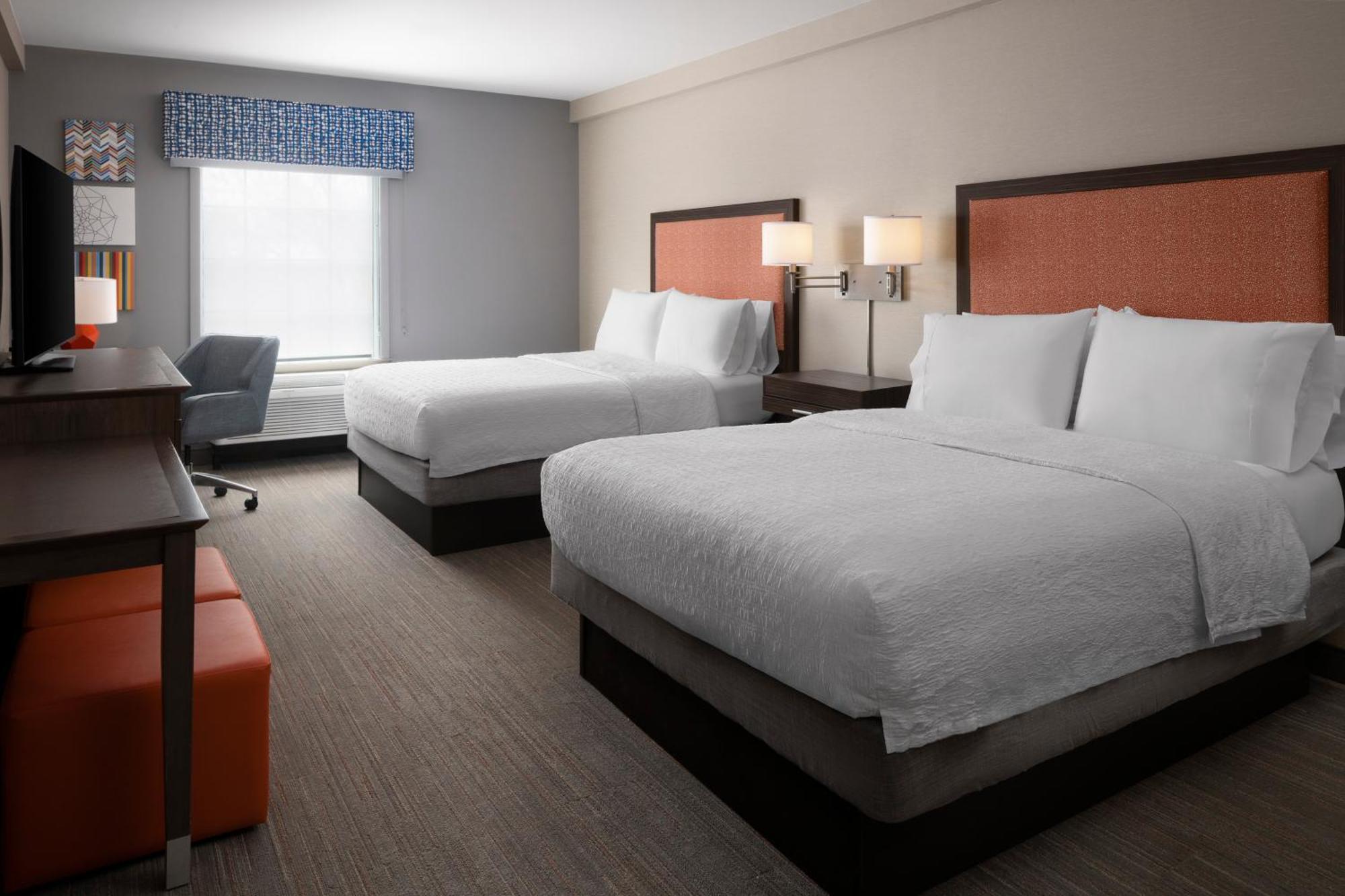 Hampton & - Westchester Hotel